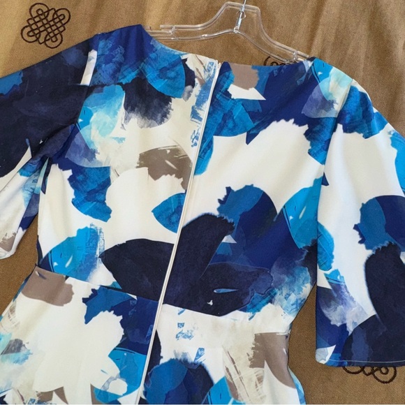 Belle Badgley Mischka Blue Abstract Print Bell Short Sleeve Knee Length Dress - Picture 13 of 16